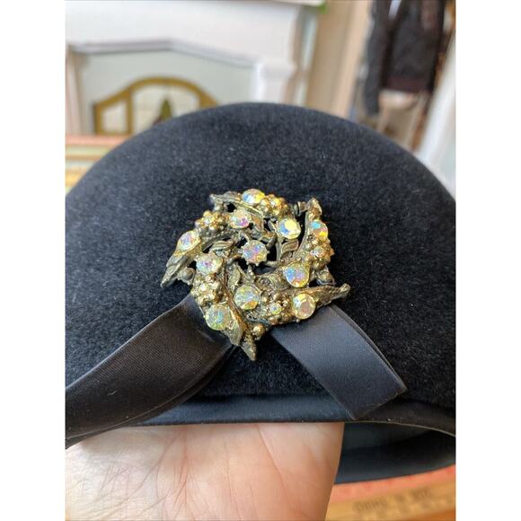 Vtg 1940's ADELE CLAIRE NY Italy Velvet Rhinestone Brooch Hat Union Made Pillbox - Picture 12 of 16